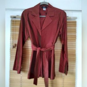 🎄🎄🤶 🎁 Holiday Time. Woman in Red Silk Shantung jacket